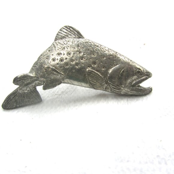 VTG 1988 PEWTER BASS PIN, SIGNED GG HARRIS #125 - Picture 1 of 4